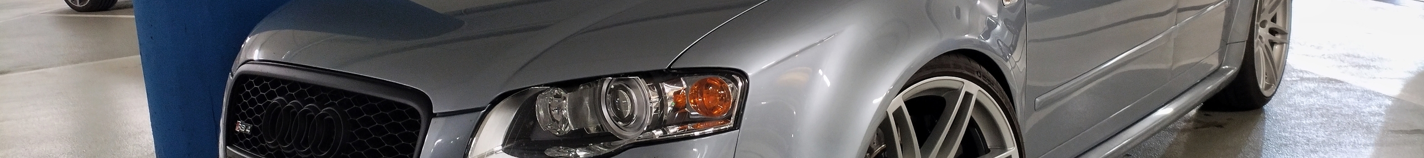 Audi RS4 Sedan