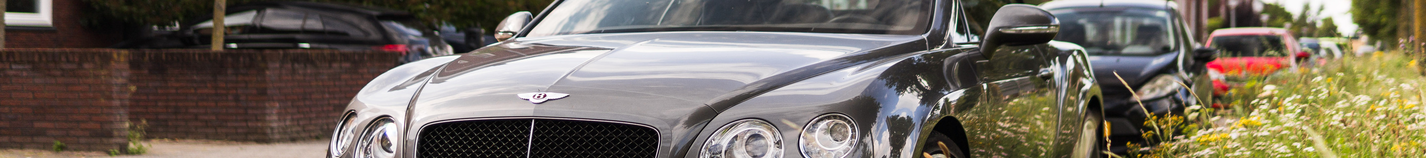 Bentley Continental GTC V8