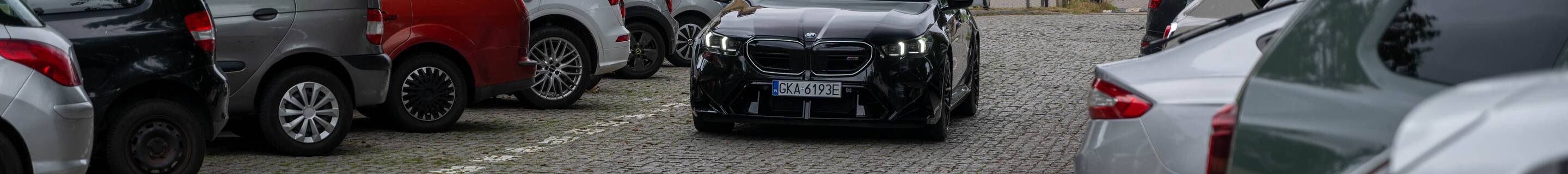 BMW M5 G90