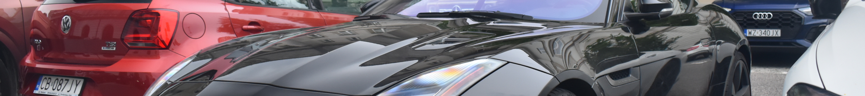 Jaguar F-TYPE 400 Sport Coupé