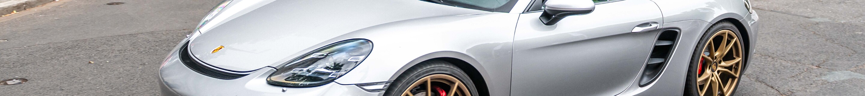 Porsche 718 Cayman S