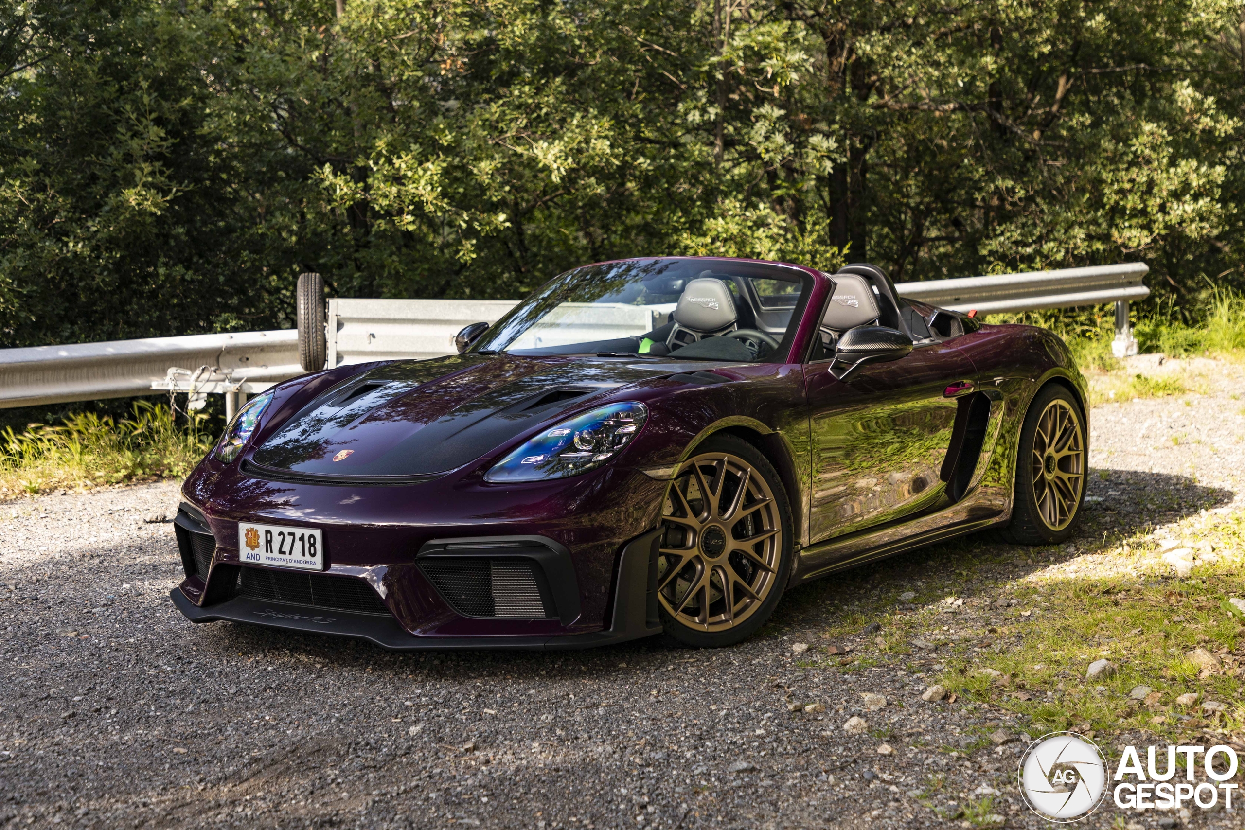 Porsche 718 Spyder RS Weissach Package