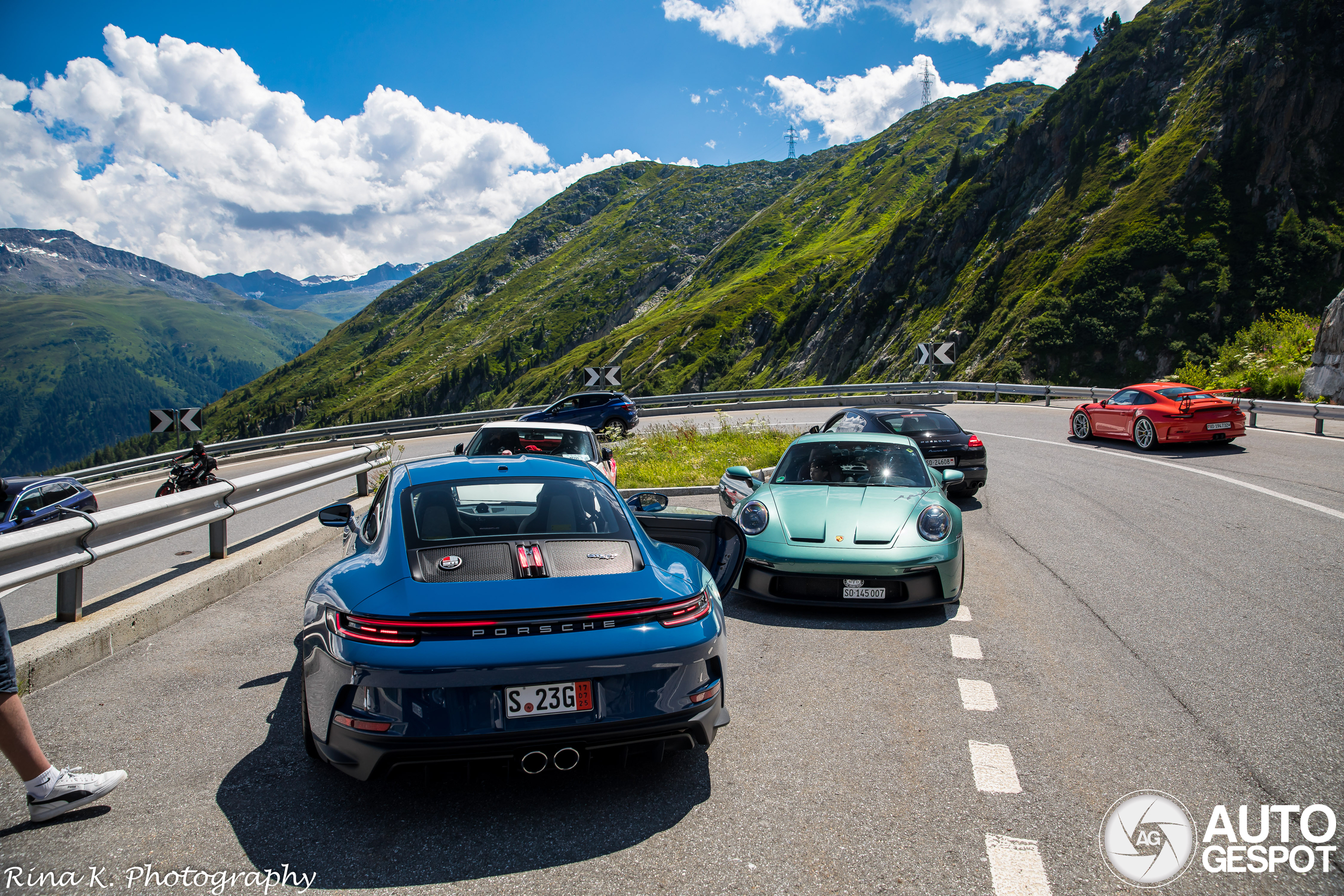Porsche perfection in the Alps: A scene from the Grimselpass