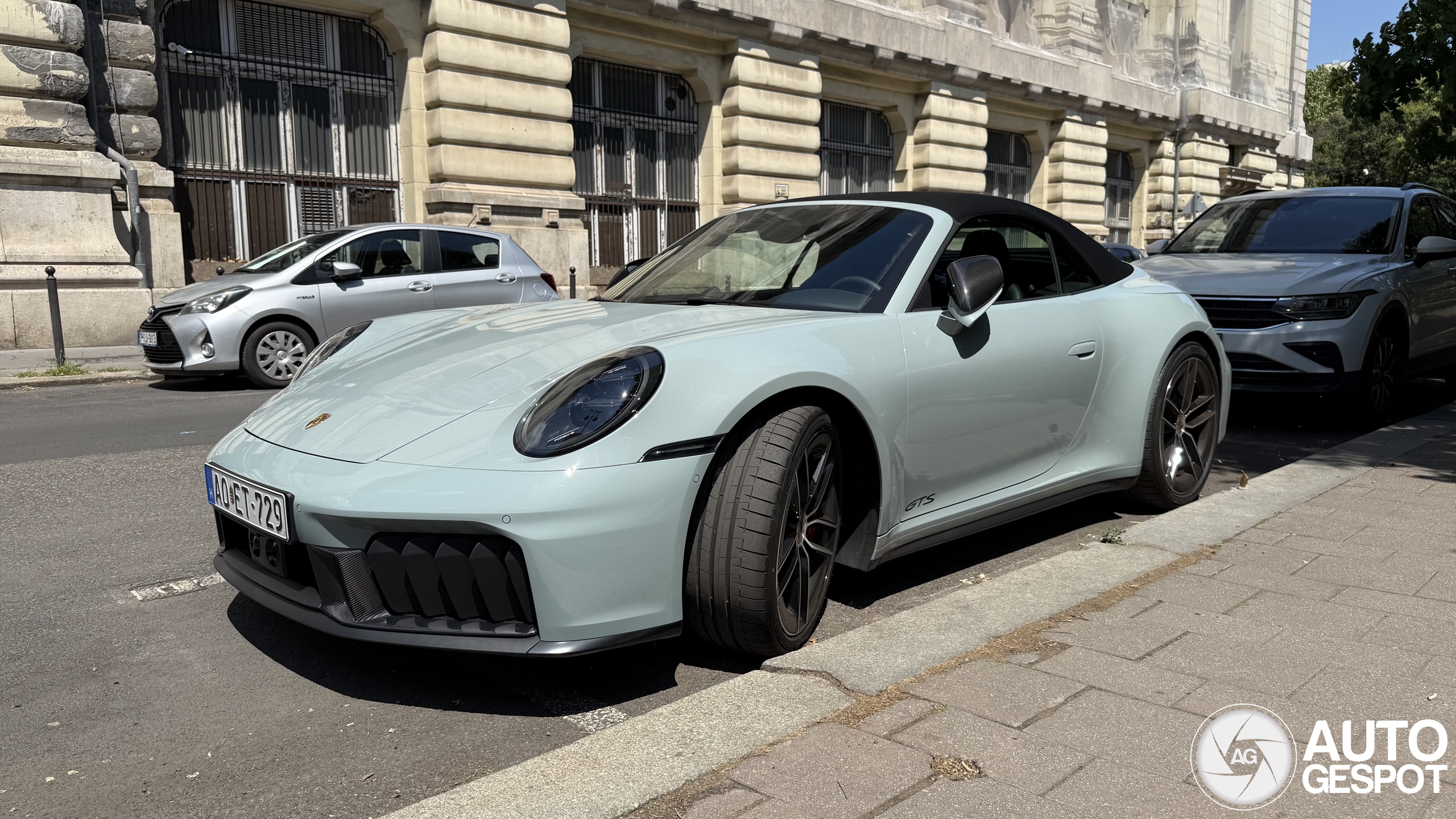 Porsche 992 Carrera 4 GTS Cabriolet MkII