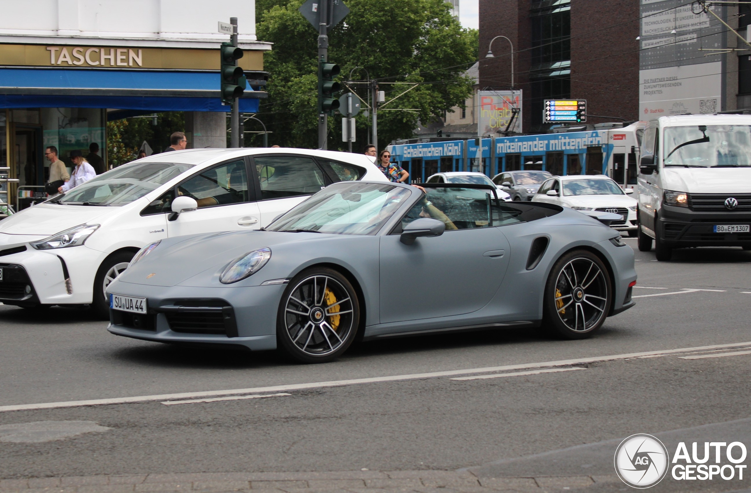 Porsche 992 Turbo Cabriolet