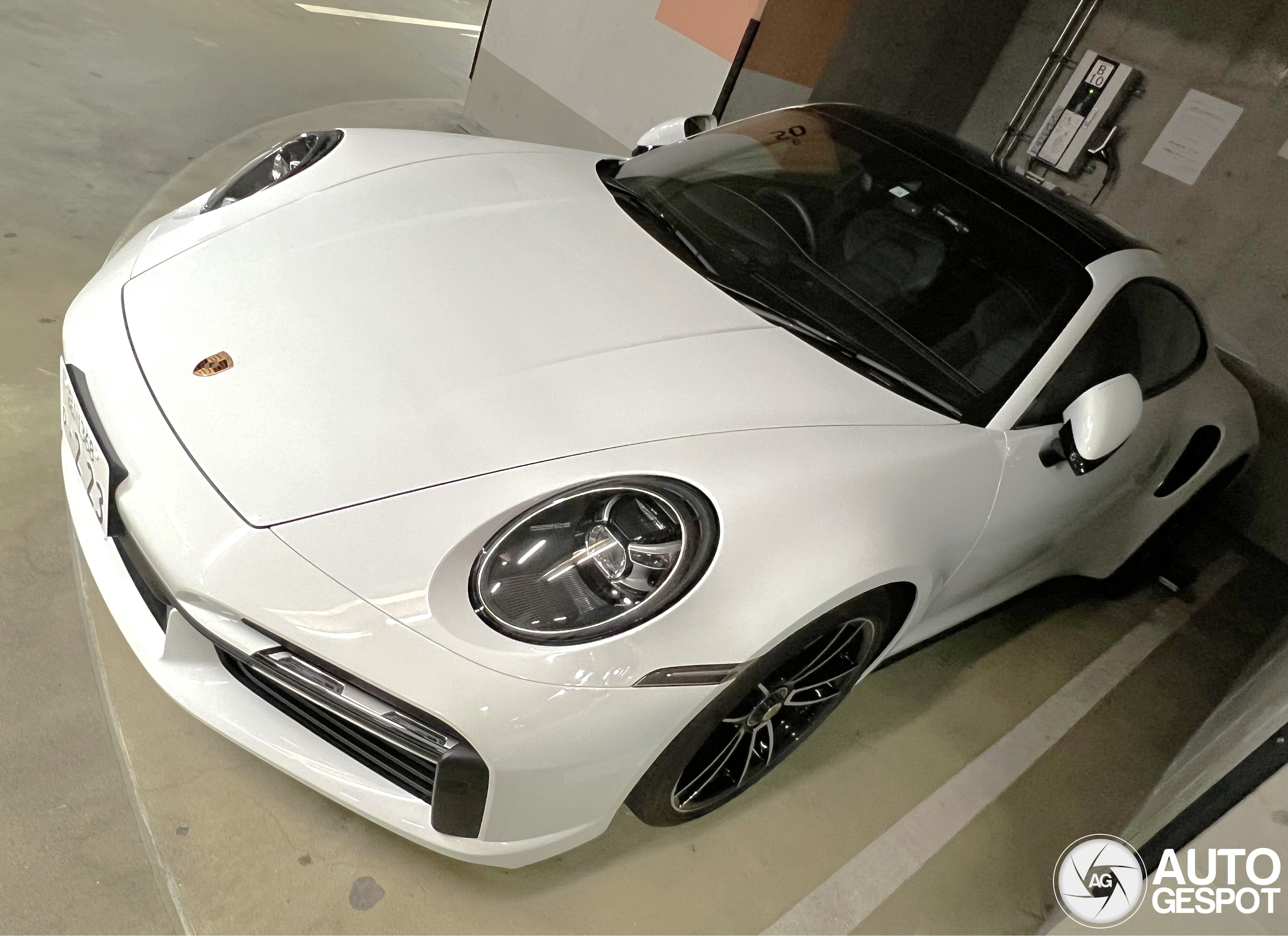 Porsche 992 Turbo S MkI