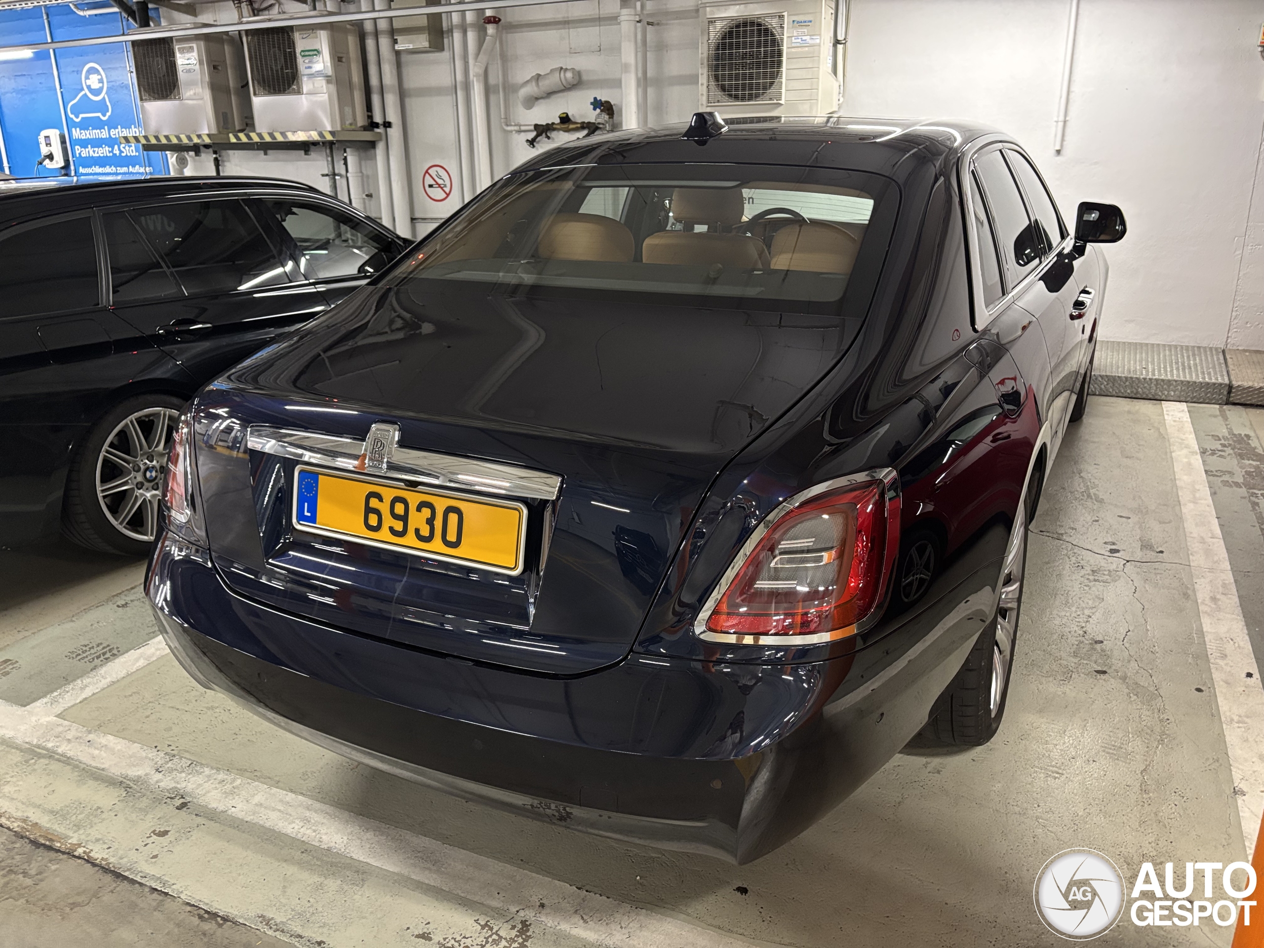 Rolls-Royce Ghost 2021