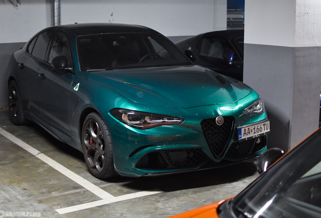 Alfa Romeo Giulia Quadrifoglio 2023