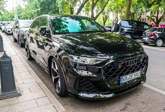 Audi RS Q8 2024