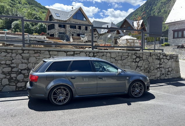 Audi RS4 Avant B7