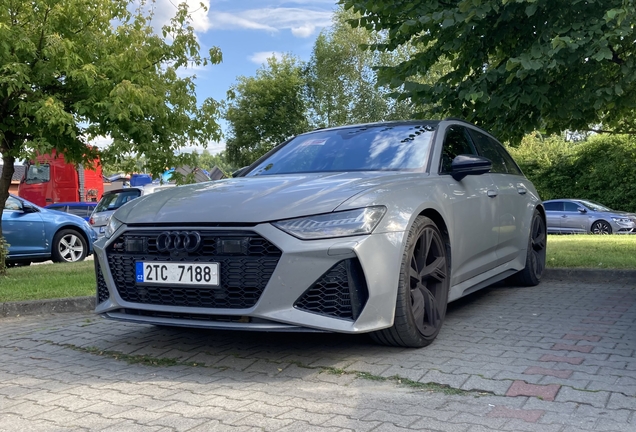 Audi RS6 Avant C8