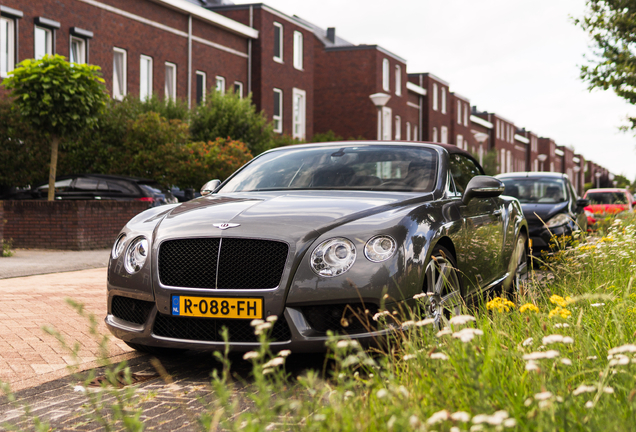 Bentley Continental GTC V8