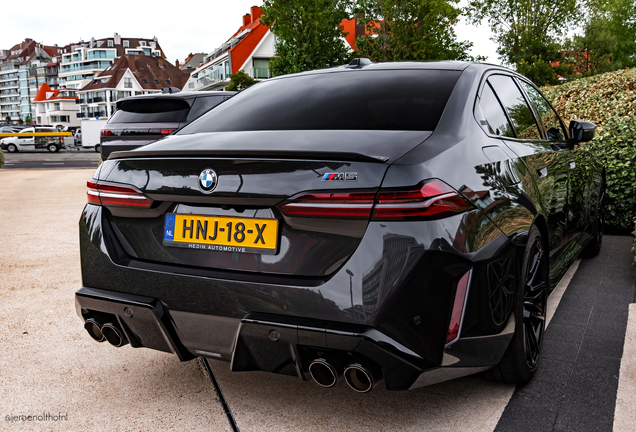BMW M5 G90