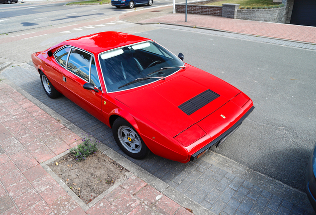 Ferrari Dino 308 GT4