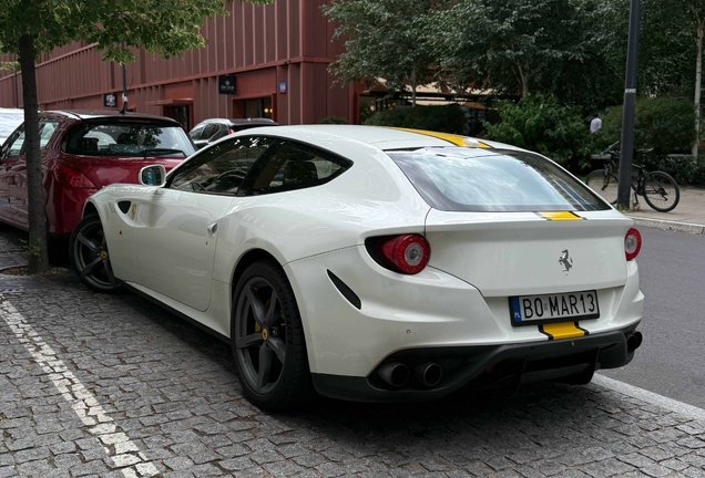 Ferrari FF