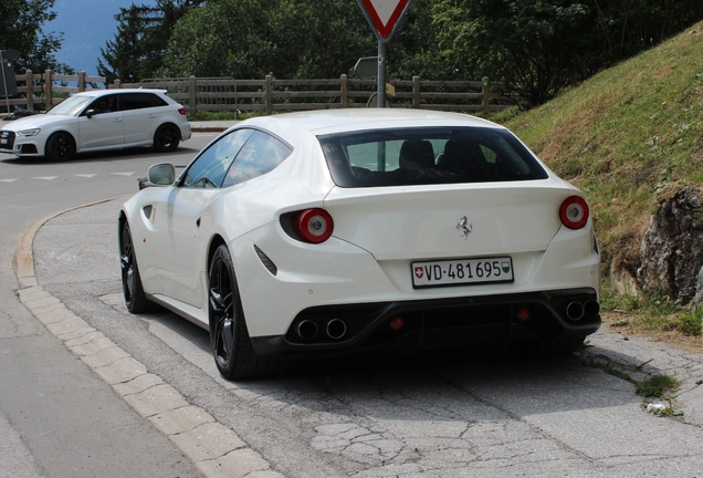 Ferrari FF