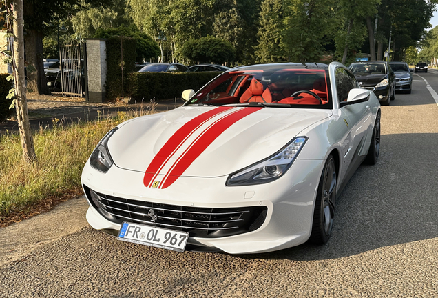 Ferrari GTC4Lusso