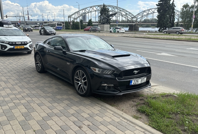 Ford Mustang GT 2015