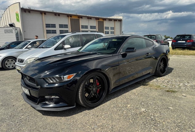 Ford Mustang GT 2015