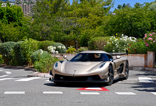 Koenigsegg Jesko Attack