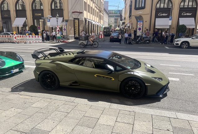 Lamborghini Huracán LP640-2 STO