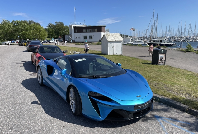 McLaren Artura Spider