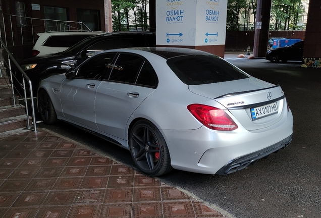 Mercedes-AMG C 63 S W205
