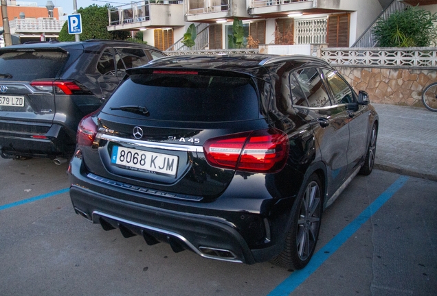 Mercedes-AMG GLA 45 X156 2017