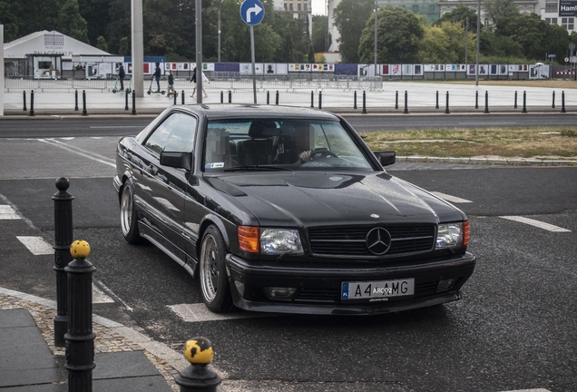 Mercedes-Benz AMG 560 SEC