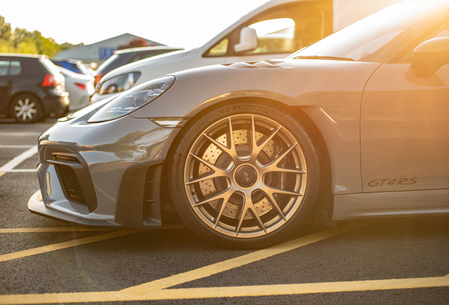 Porsche 718 Cayman GT4 RS