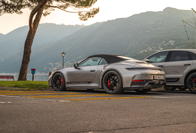 Porsche 992 Carrera 4 GTS Cabriolet MkII