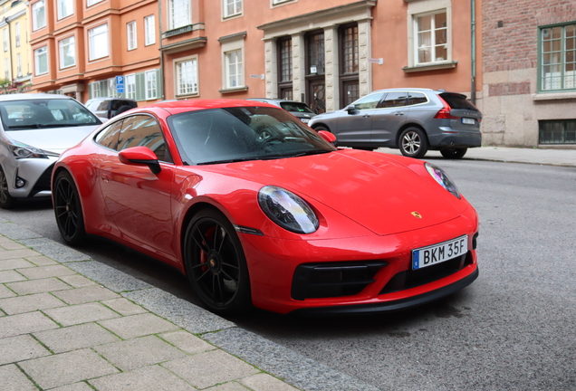 Porsche 992 Carrera GTS