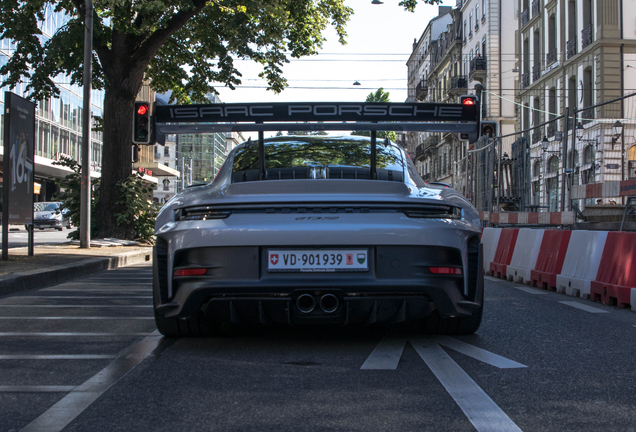 Porsche 992 GT3 RS Weissach Package