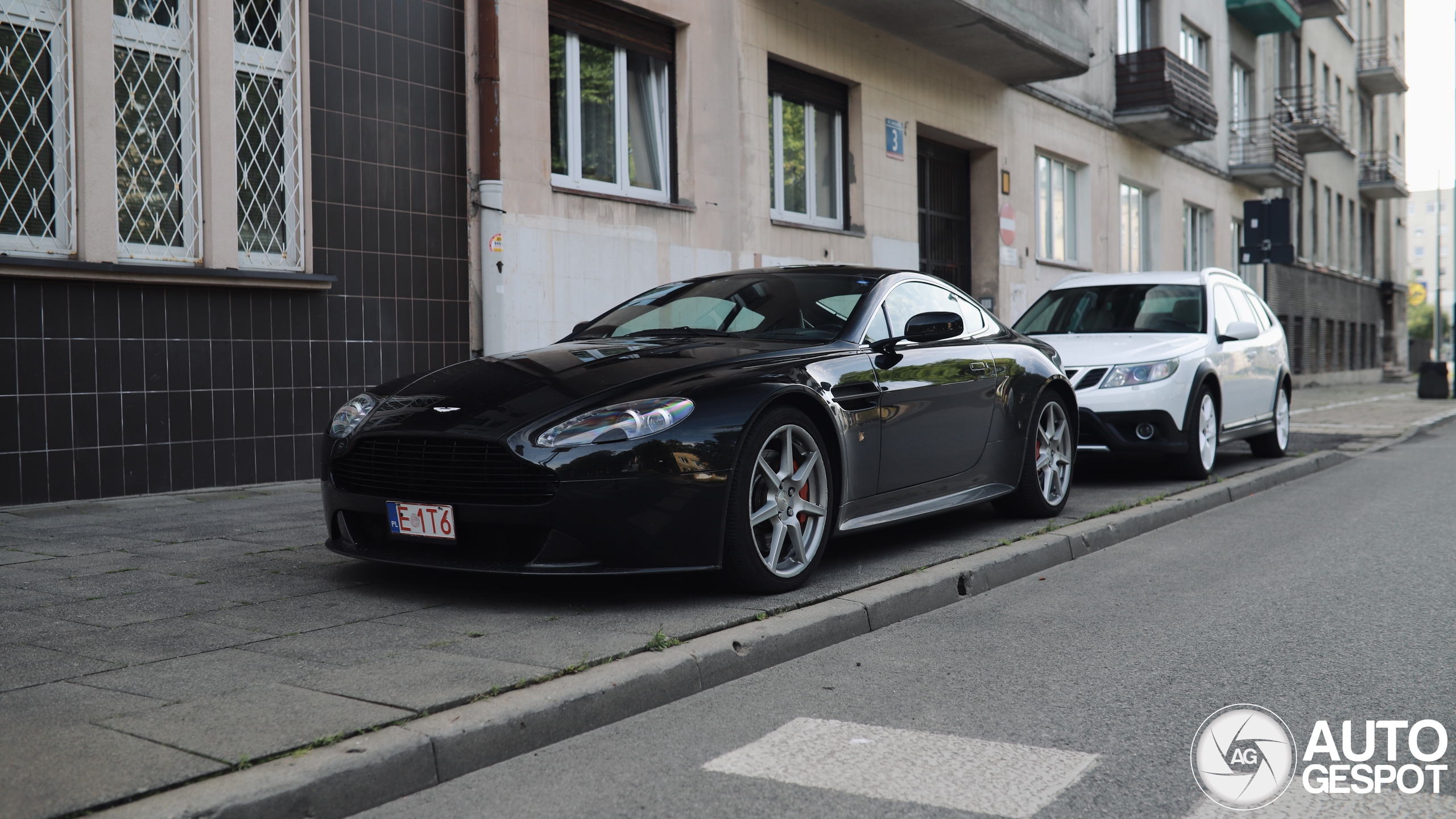 Aston Martin V8 Vantage