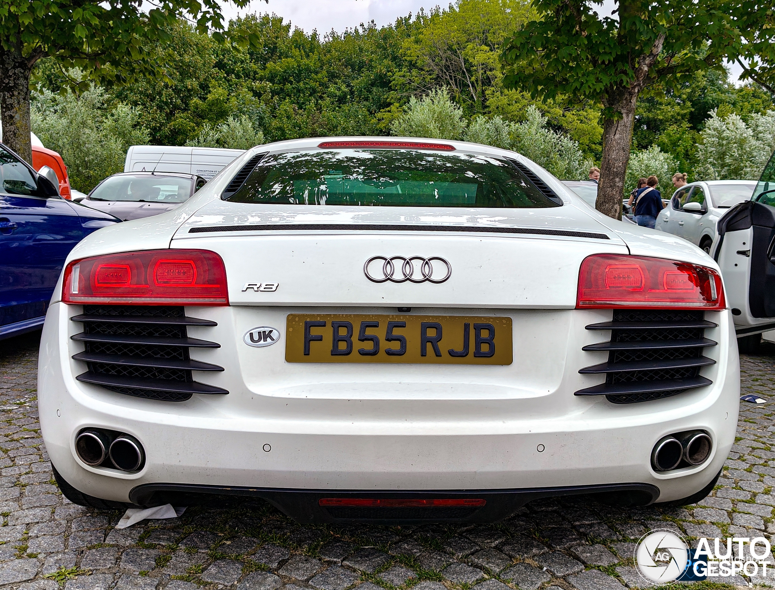 Audi R8