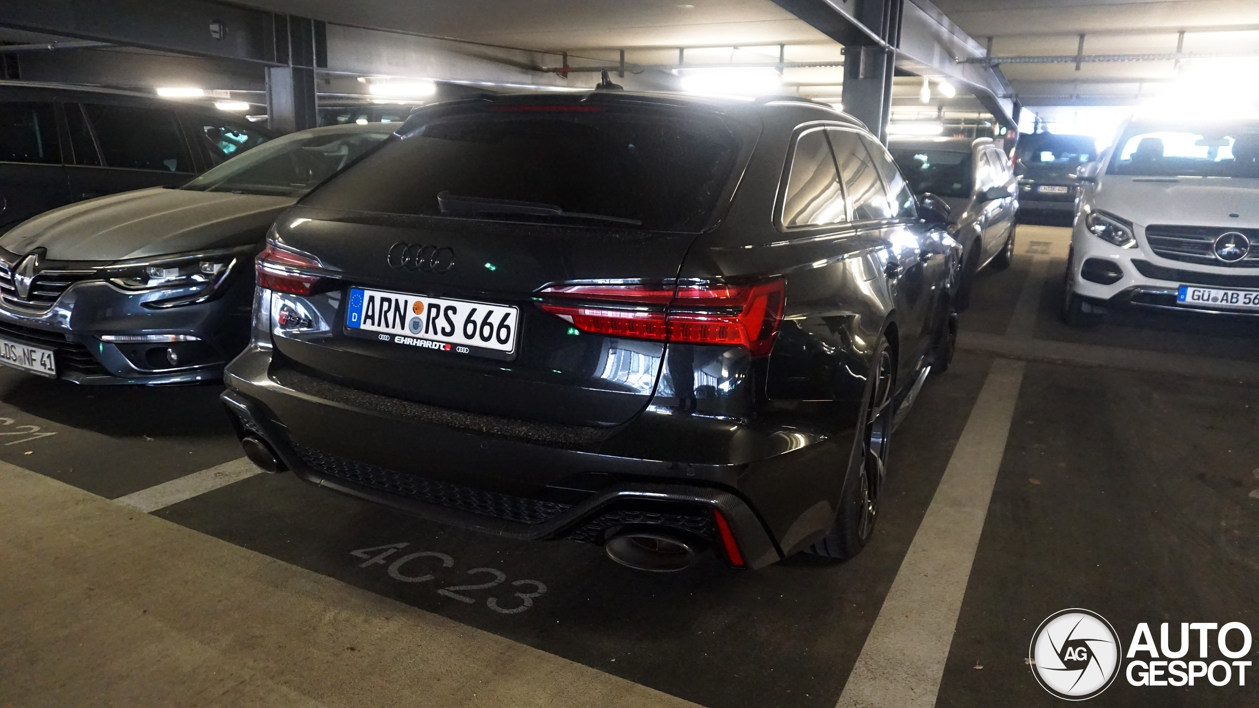 Audi RS6 Avant C8
