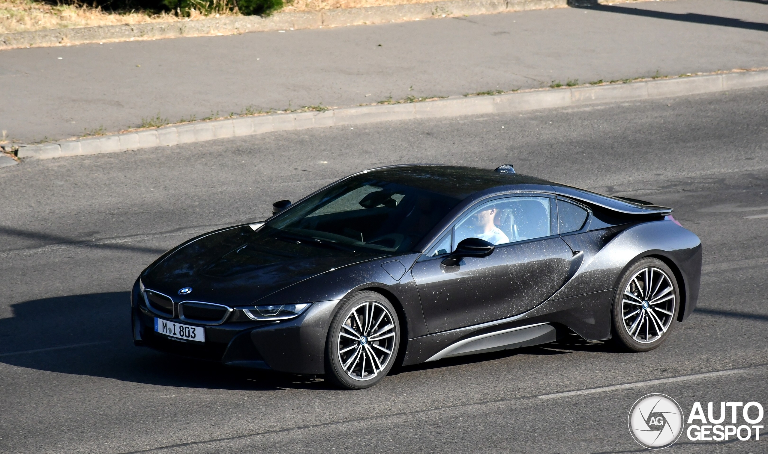 BMW i8