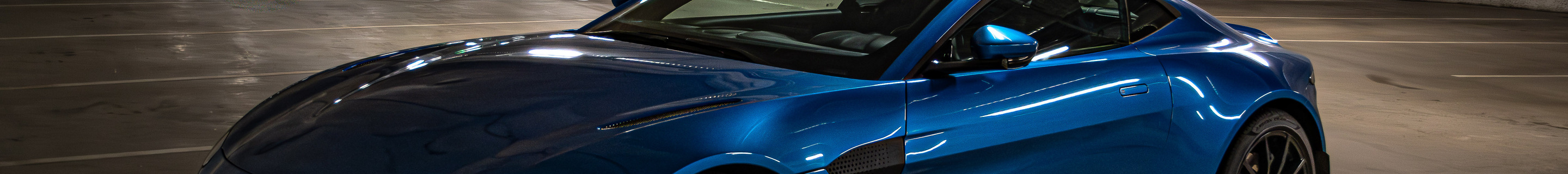 Aston Martin V8 Vantage 2018