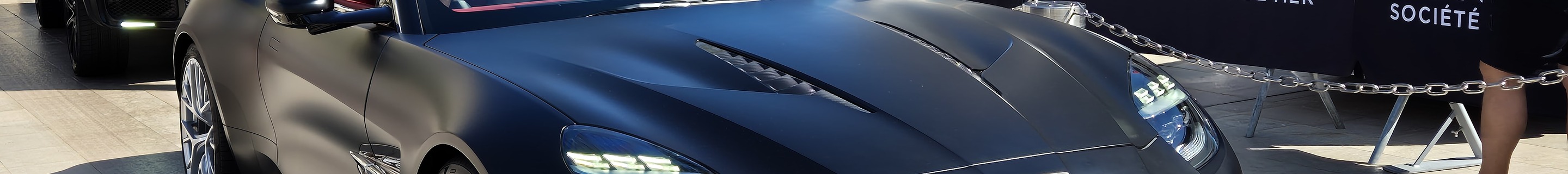 Aston Martin Vanquish 2025