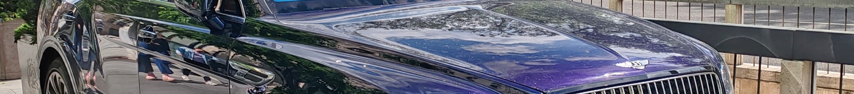 Bentley Bentayga Azure EWB First Edition