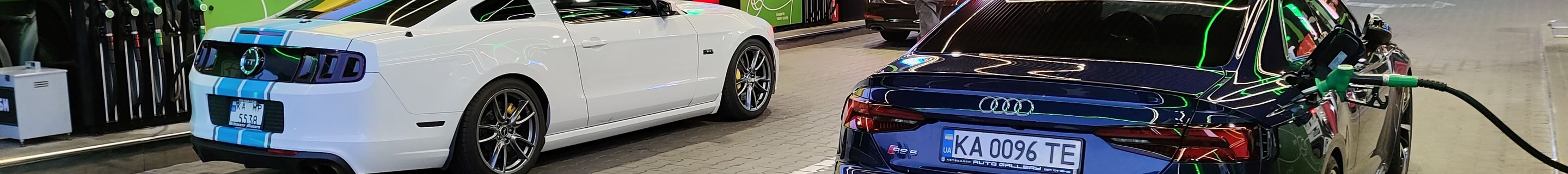 Ford Mustang GT 2013