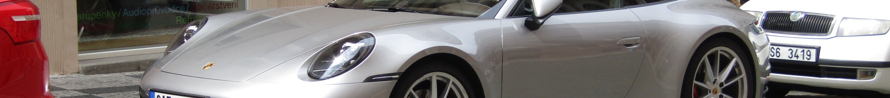 Porsche 992 Carrera 4S