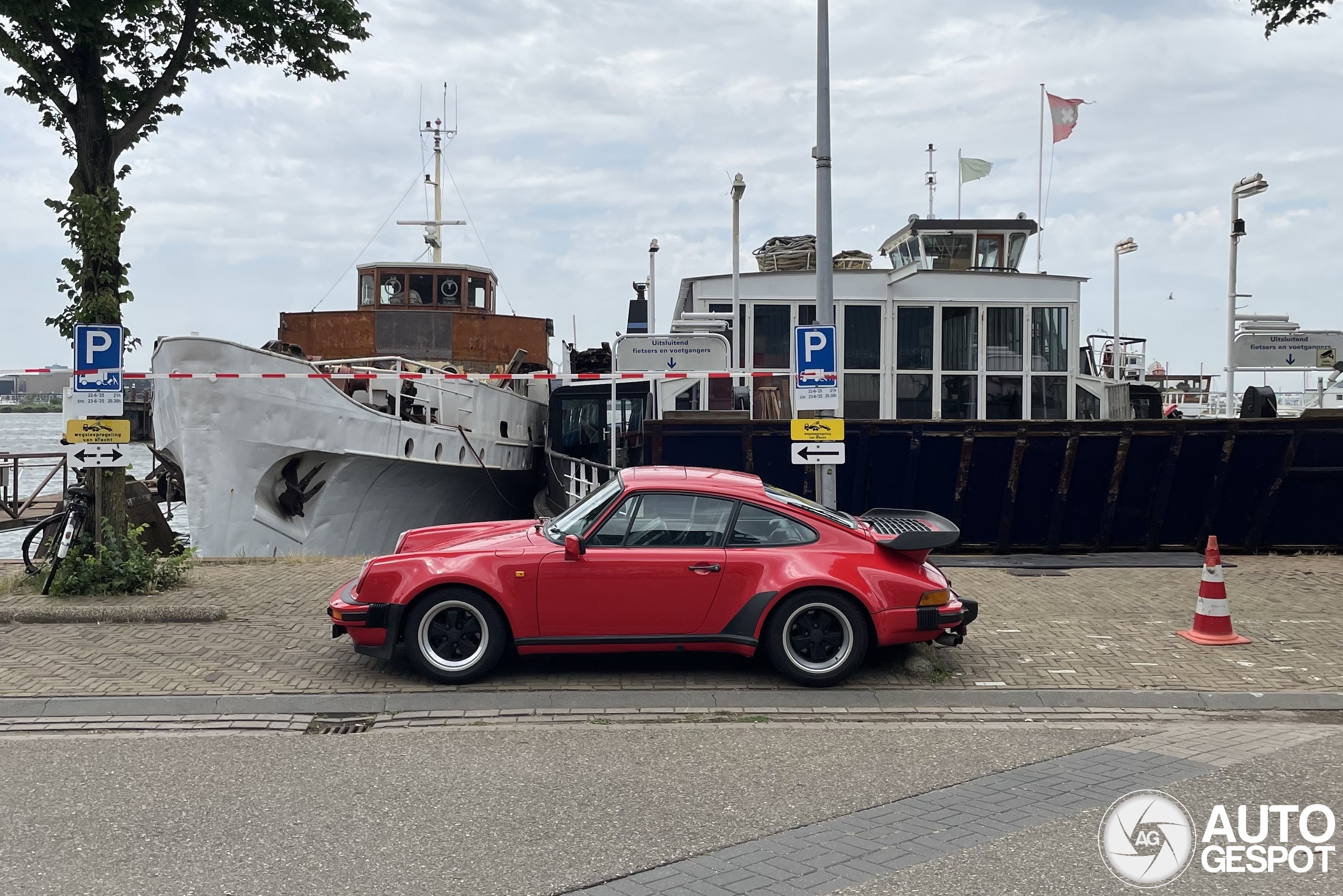 Porsche 930 Turbo