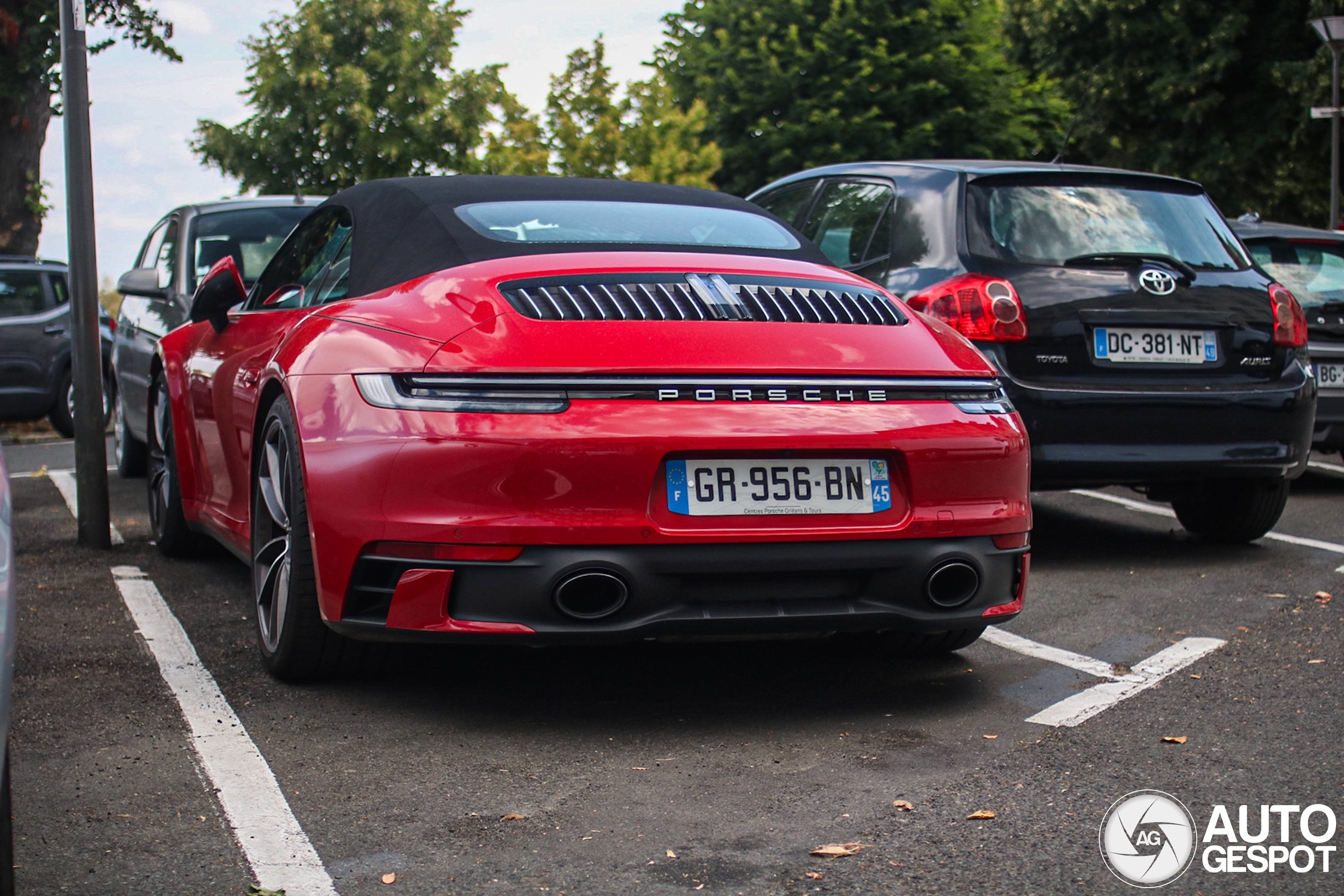 Porsche 992 Carrera 4S Cabriolet