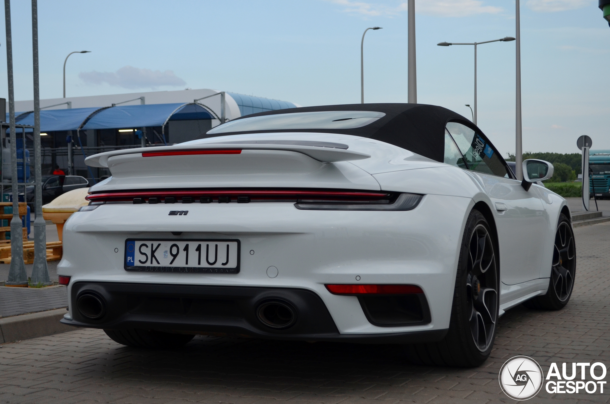 Porsche 992 Turbo Cabriolet MkI