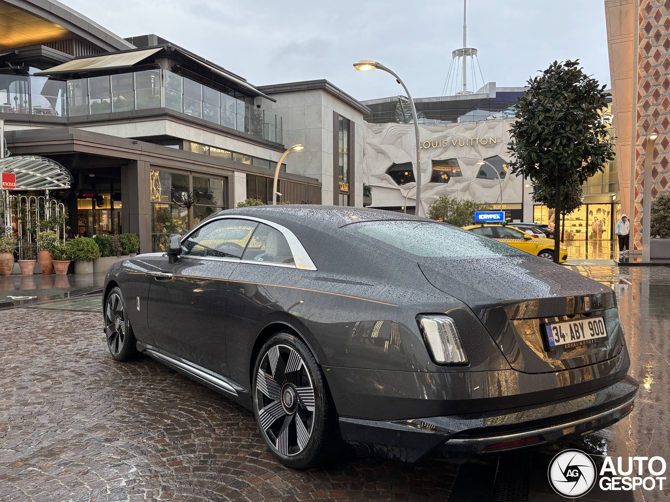 Rolls-Royce Spectre
