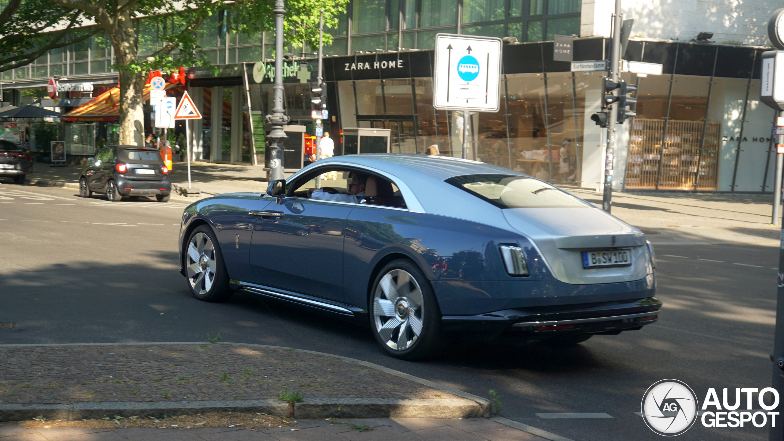 Rolls-Royce Spectre