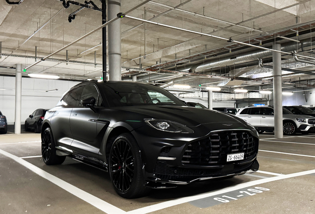 Aston Martin DBX707