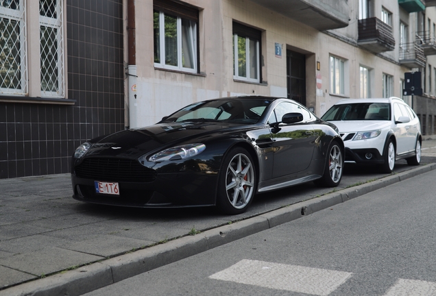 Aston Martin V8 Vantage