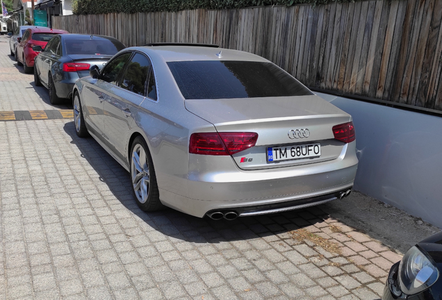 Audi S8 D4